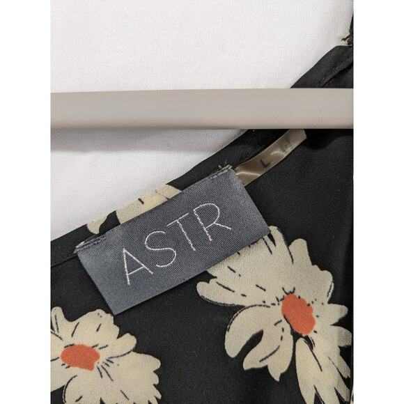 ASTR Floral Tiered Crop Top Large Sleeveless Daisy Flowy Layered Overlay Ruffle - Picture 5 of 12